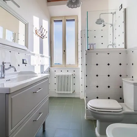 Guest house Antica Dimora Sforza Bed & Bike 3*