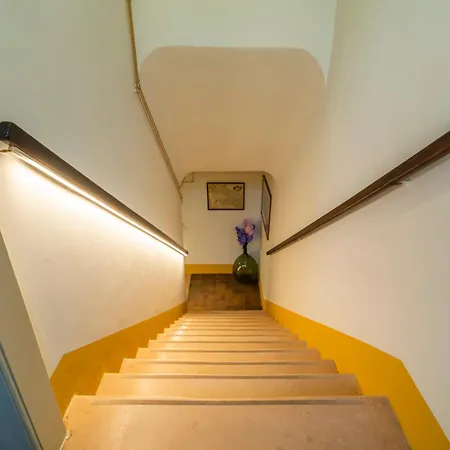 Antica Dimora Sforza Bed & Bike Guest house 3*