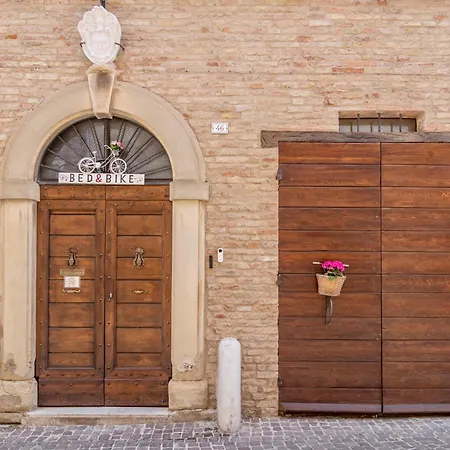 Guest house Antica Dimora Sforza Bed & Bike Corinaldo